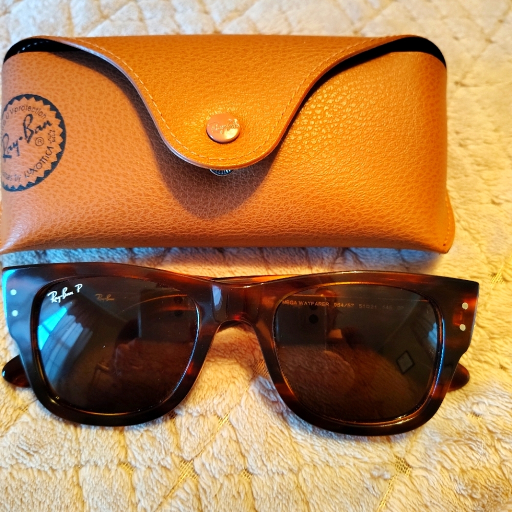 Ray-Ban Mega Wayfarer polarized